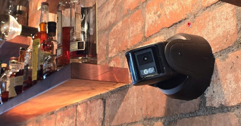 The panoramic camera looks good